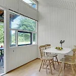 1 Bedroom Gorgeous In *